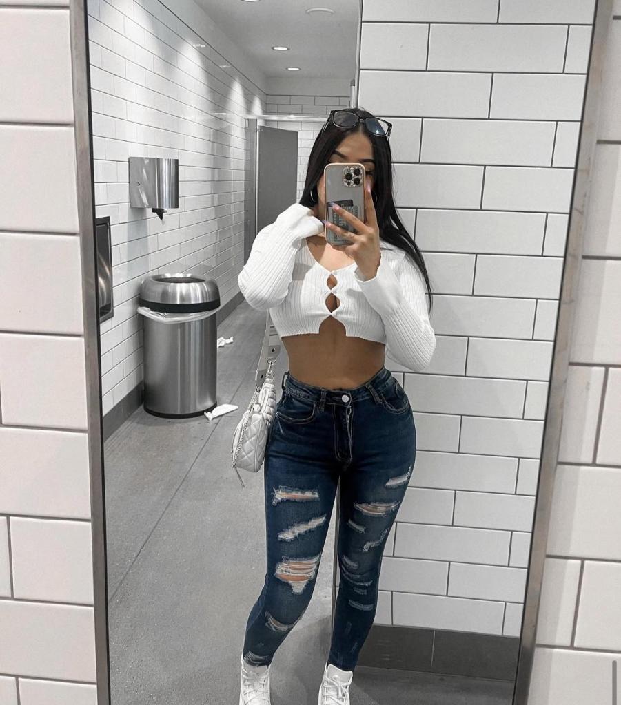 Chica busca chico en Tenerife: 