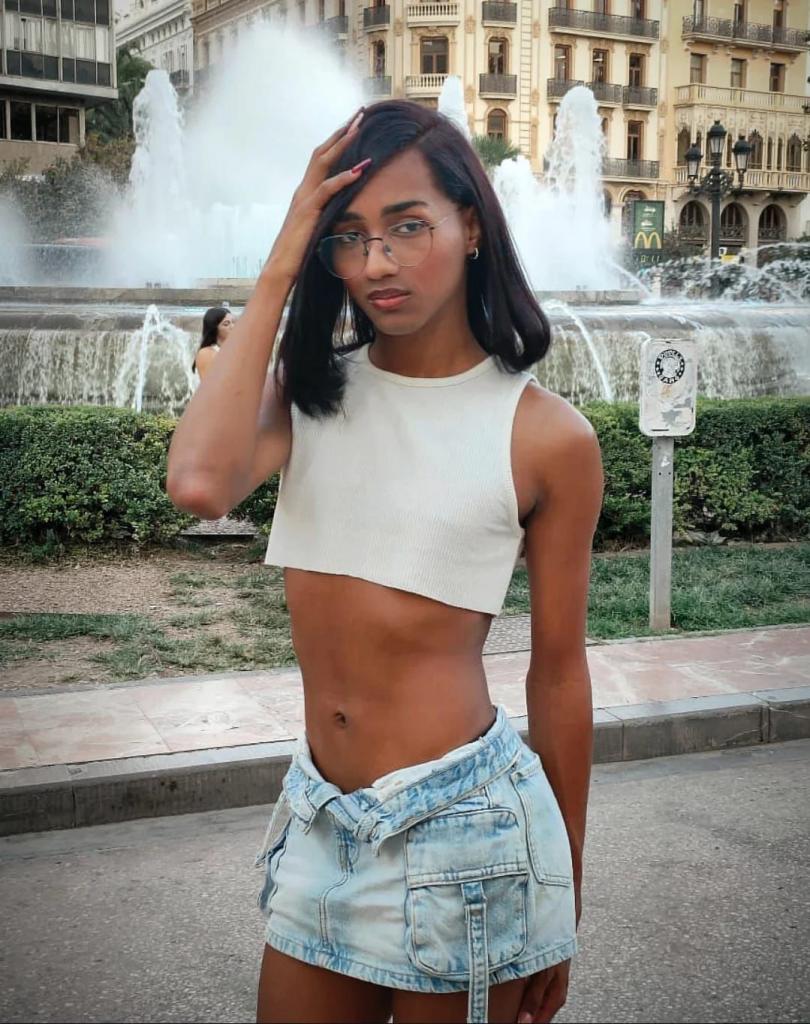 643989122: Transexual en Zaragoza