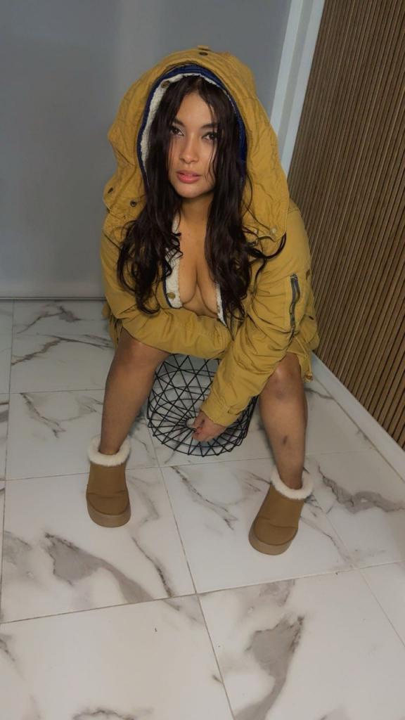 632288545: Chica busca chico en Málaga