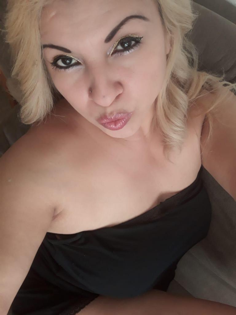 Chica busca chico en Murcia: 