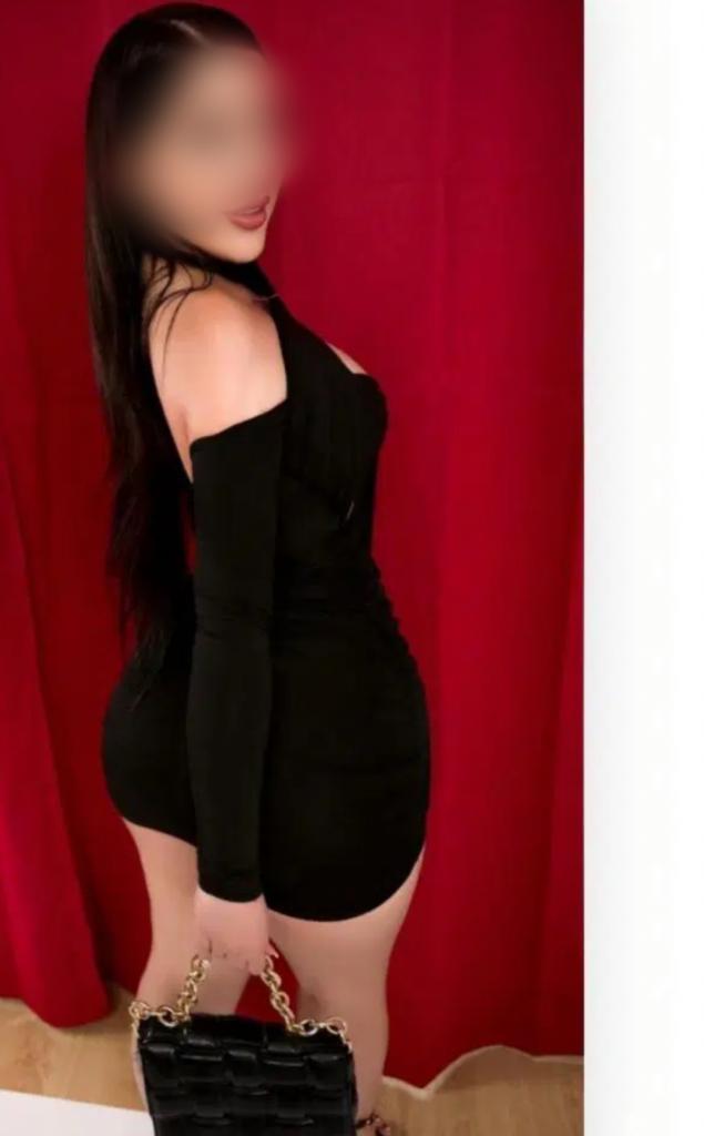 613771658: Chica busca chico en Pontevedra