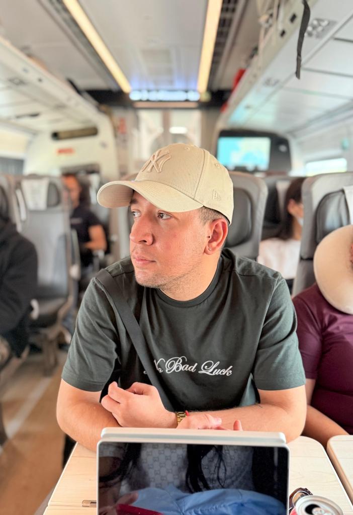 Chico busca chica en Valencia: 