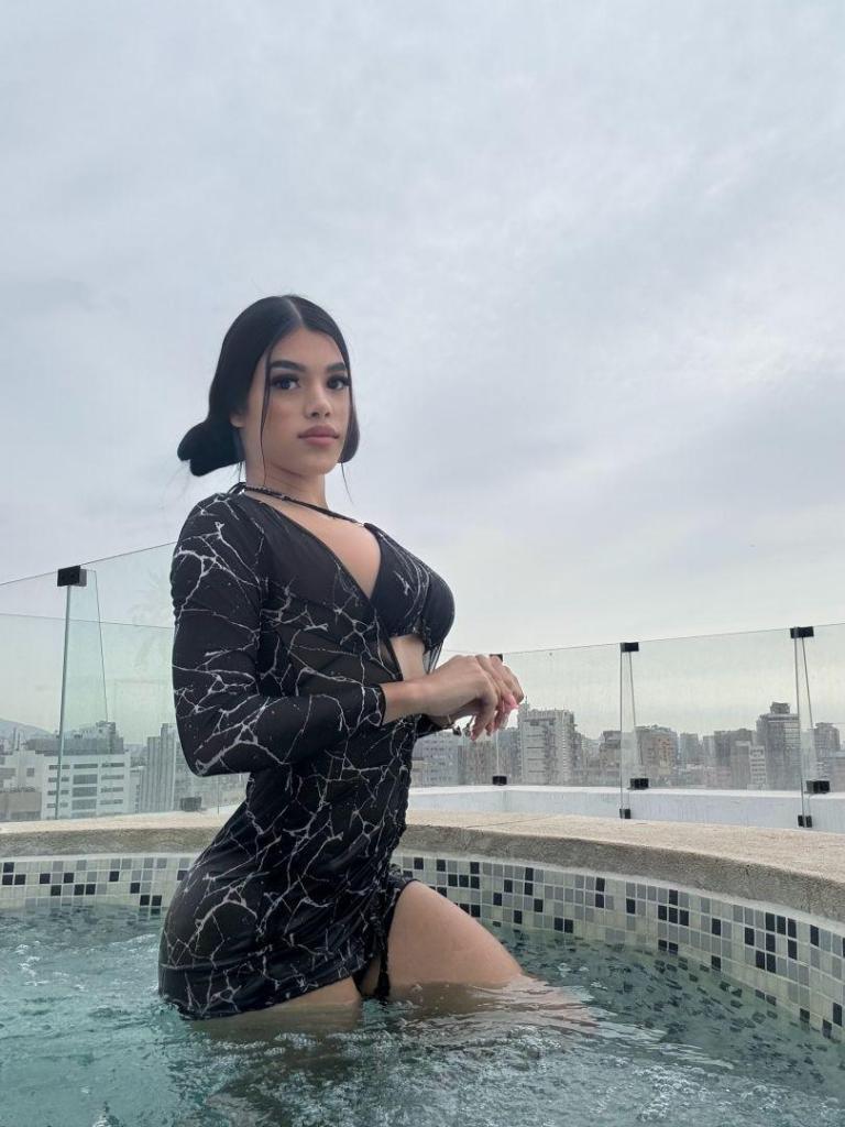 613908434: Transexual en Málaga