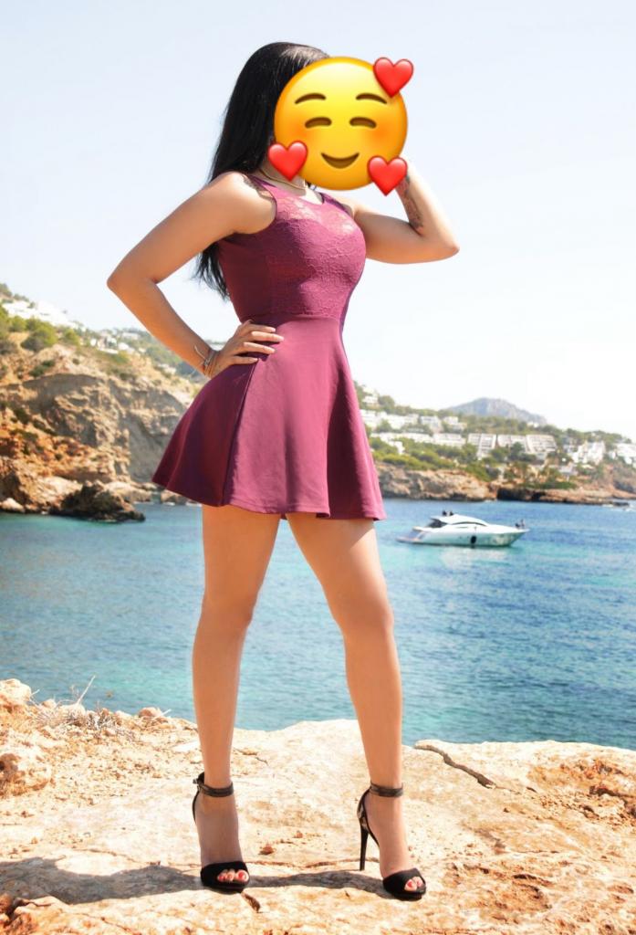 611343484: Chica busca chico en La Coruña