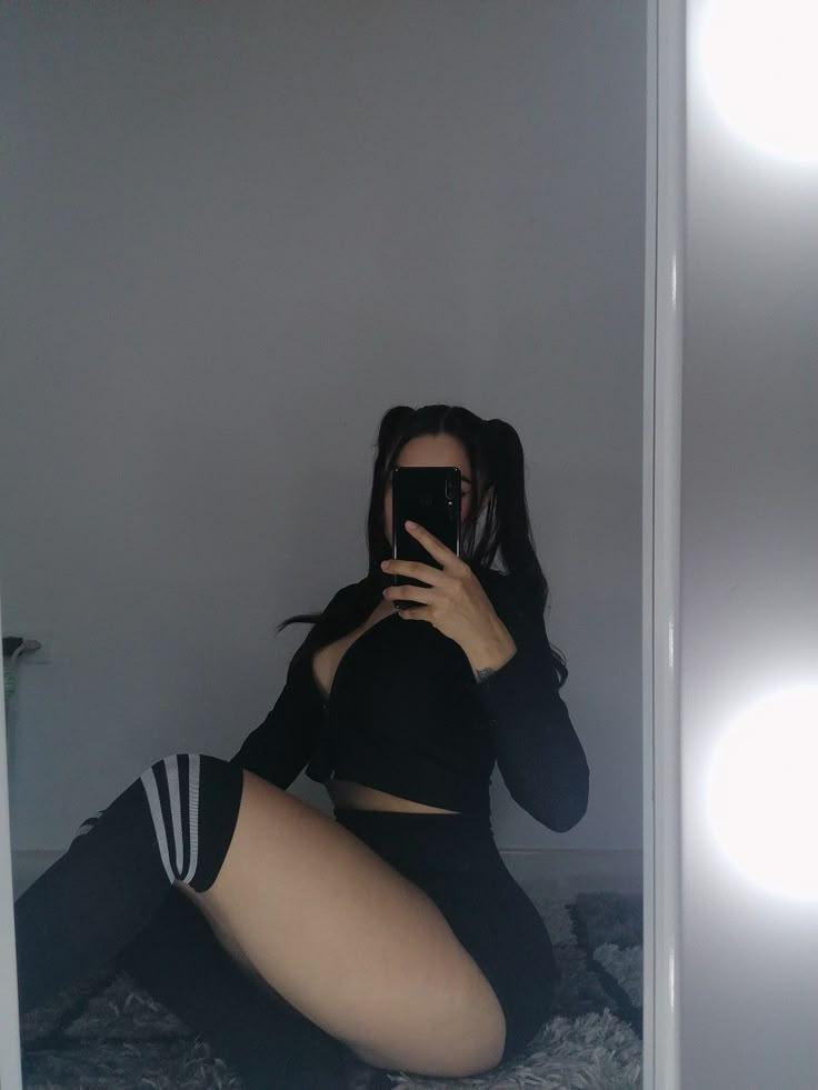 Chica busca chico en Málaga: Chica busca chico