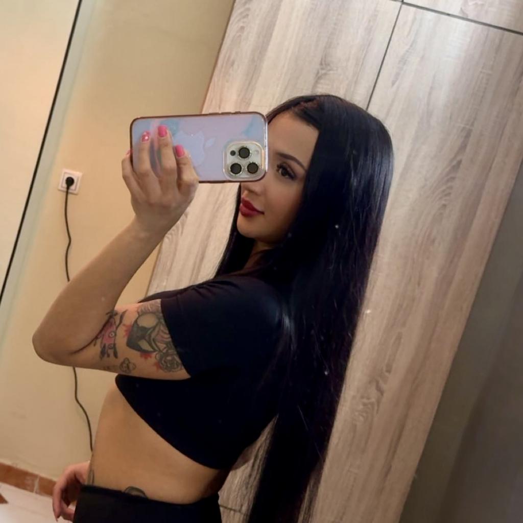 Chica busca chico en Sevilla: 