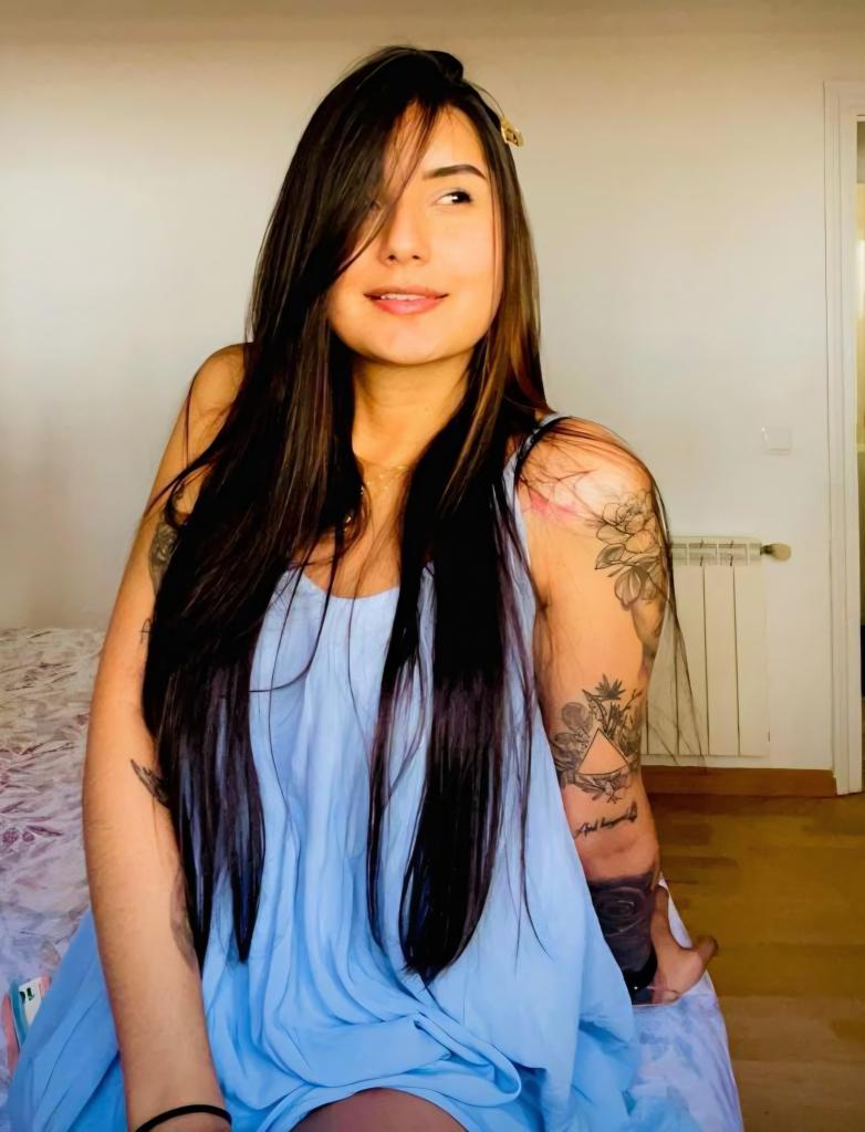 691386949: Chica busca chico en Madrid