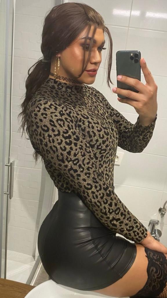 642020719: Travesti en Pontevedra