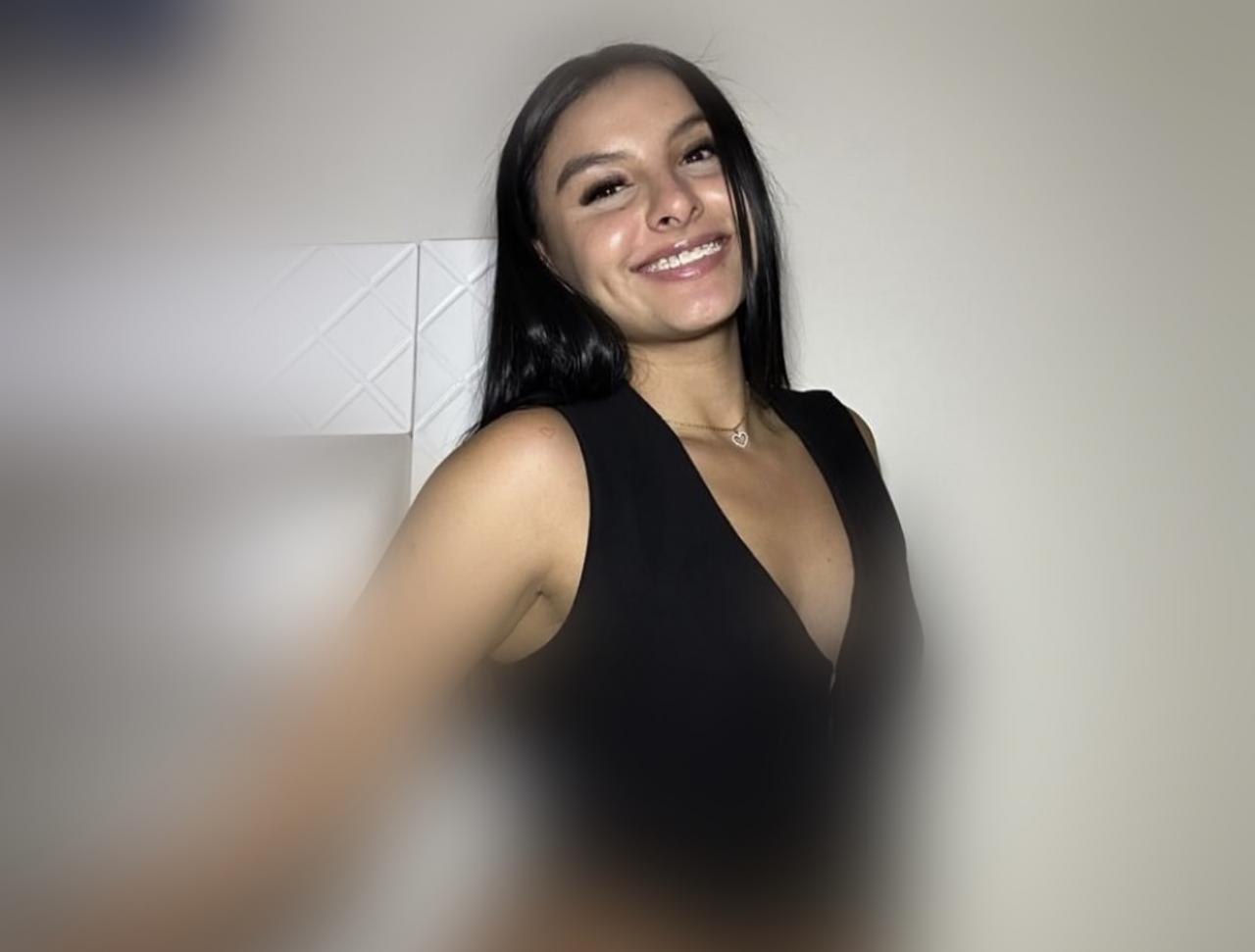 641671260: Chica busca chico en Cádiz