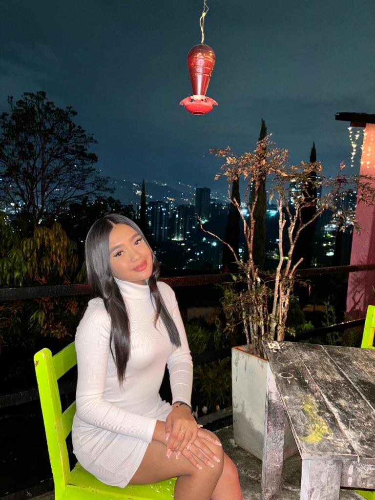 603130999: Chica busca chico en Navarra