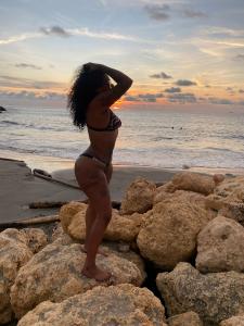 641599232: Chica busca chico en Zaragoza