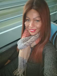 647111308: Transexual en Albacete