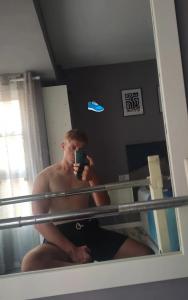 612411515: Chico busca chica en La Coruña