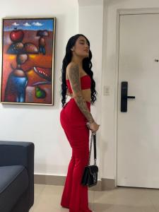 661096119: Chica busca chico en Cádiz