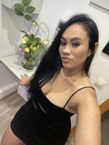 641380311: Chica busca chico en Madrid