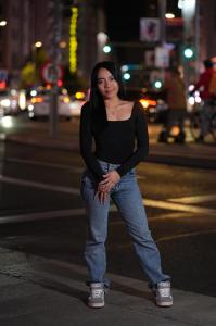 632975779: Chica busca chico en Ibiza