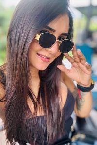 691386949: Chica busca chico en Madrid