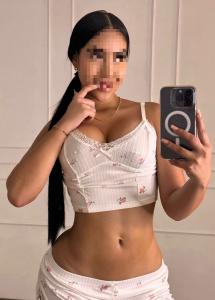 667734716: Chica busca chico en Lérida