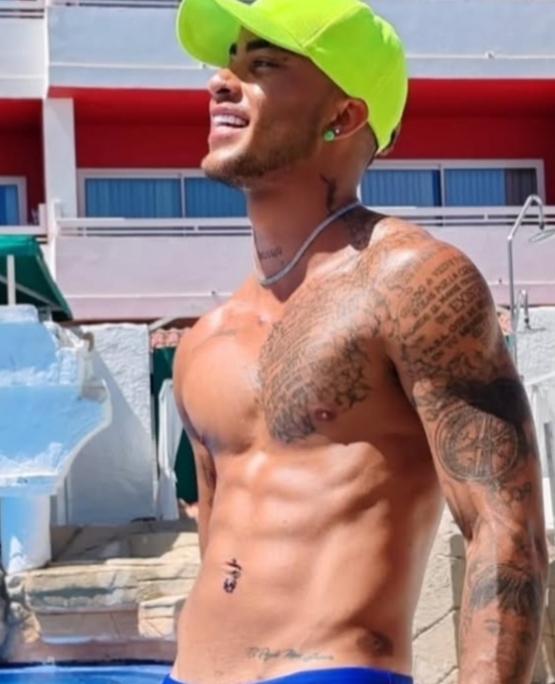 Chico busca chica en Barcelona: 