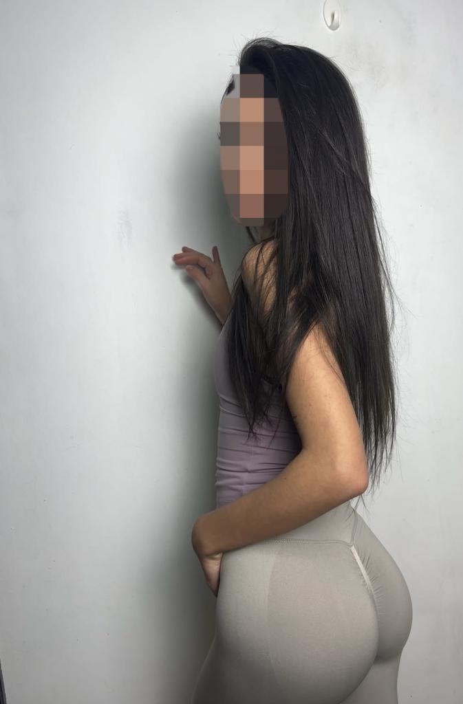 604339703: Chica busca chico en Málaga