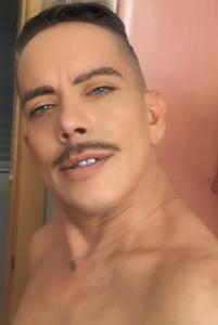 Chico busca chica en Madrid: 