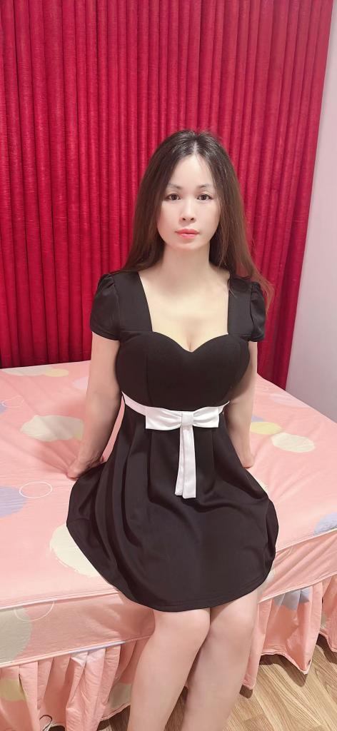 675444567: Chica busca chico en Madrid