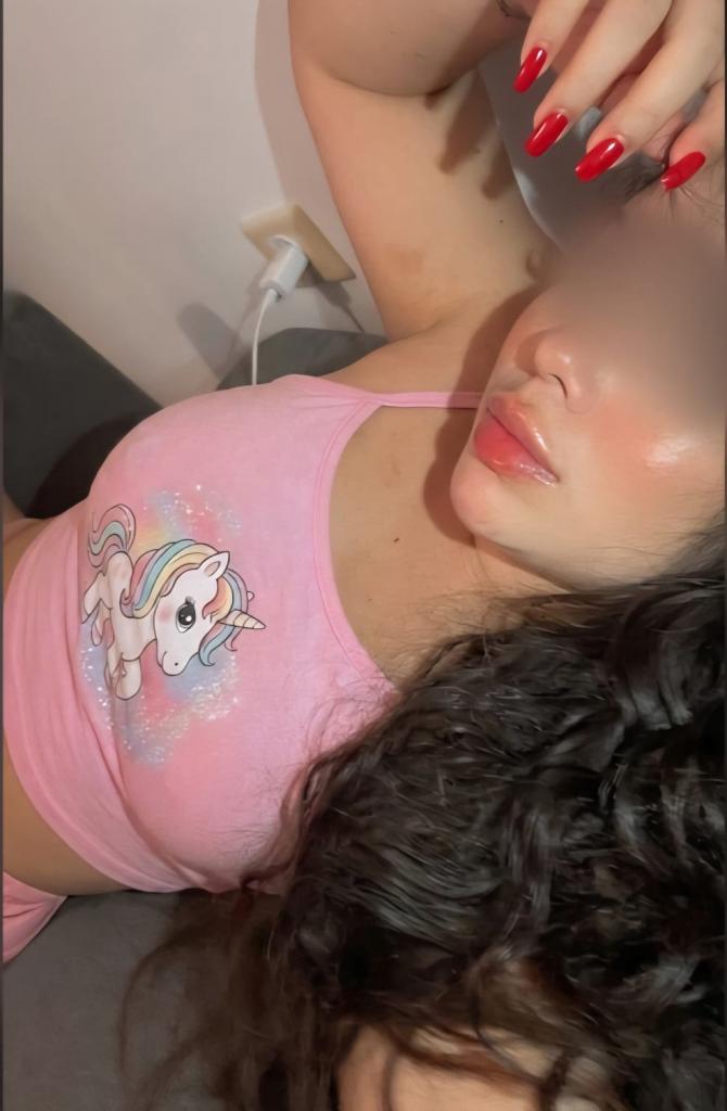 Chica busca chico en Tenerife: 