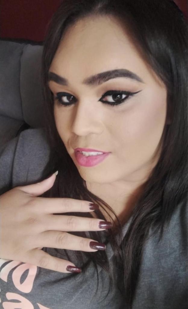 633174298: Transexual en Gerona