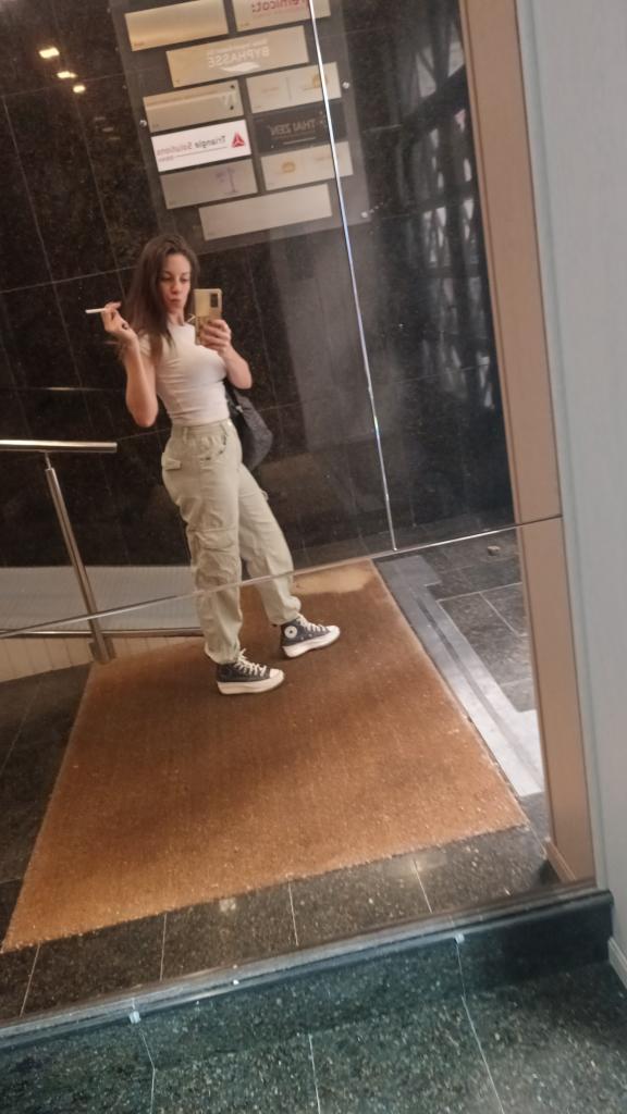680187914: Chica busca chico en Madrid
