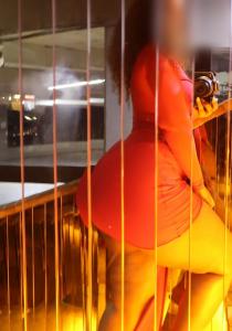 692325973: Chica busca chico en Madrid