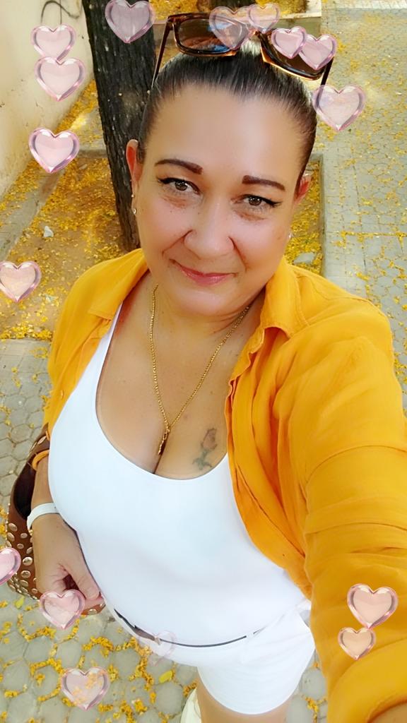 Chica busca chico en Sevilla: 