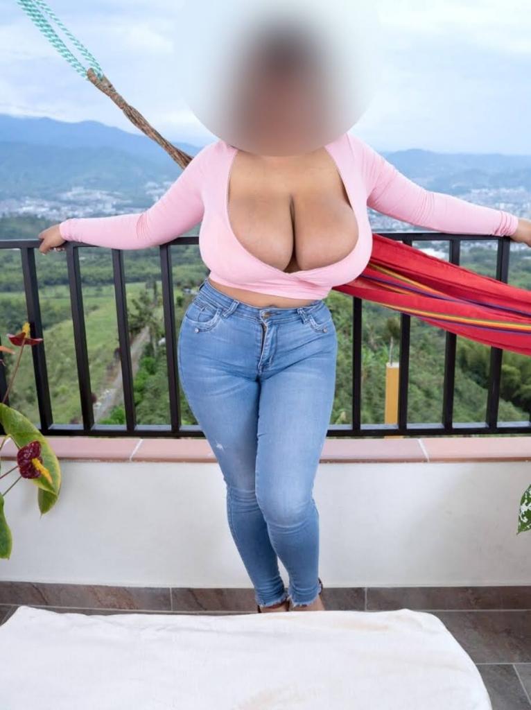 Chica busca chico en Ibiza: 