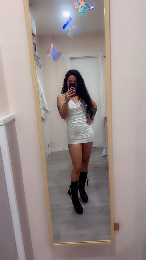 614536541: Chica busca chico en Almería
