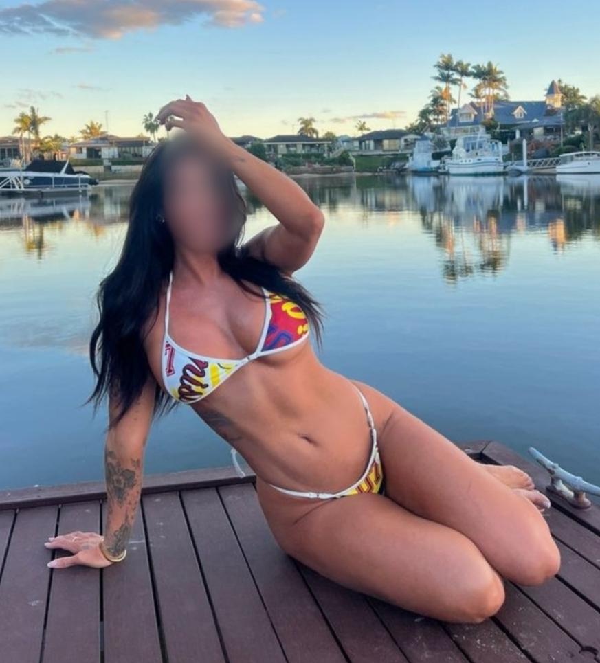 Chica busca chico en Tenerife: 