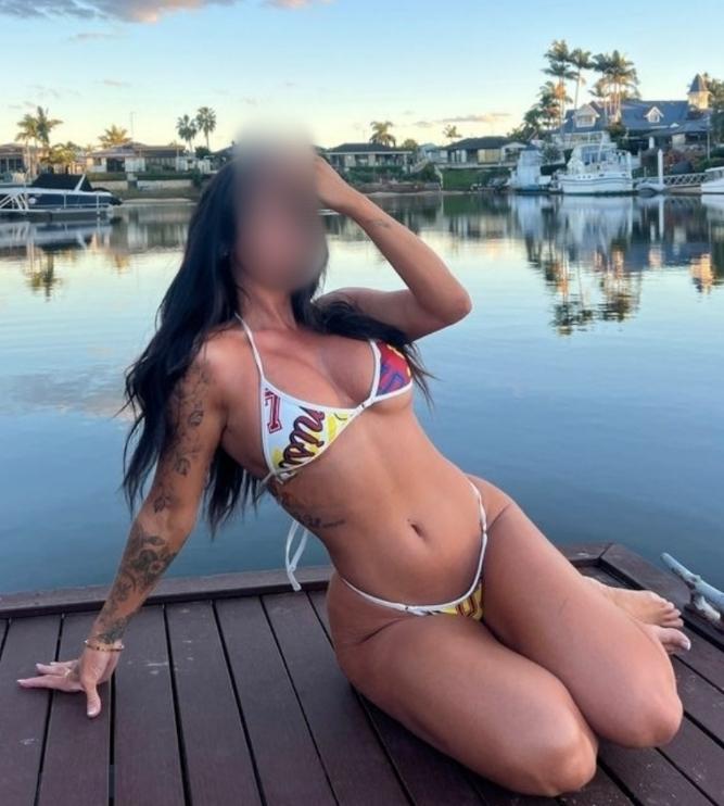 Chica busca chico en Tenerife: 