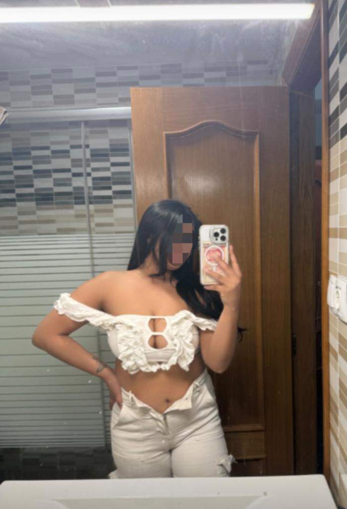 623456887: Chica busca chico en Valencia