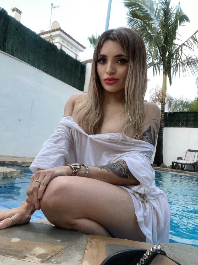 674759327: Chica busca chico en Málaga