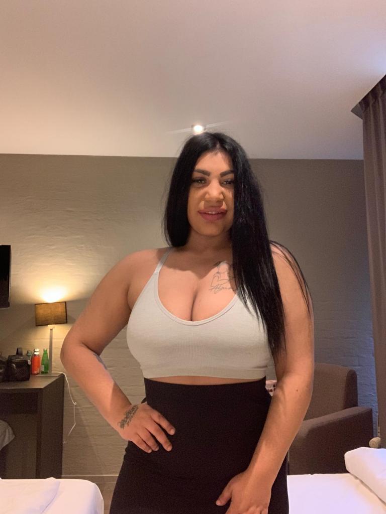 Chica busca chico en Alicante: 