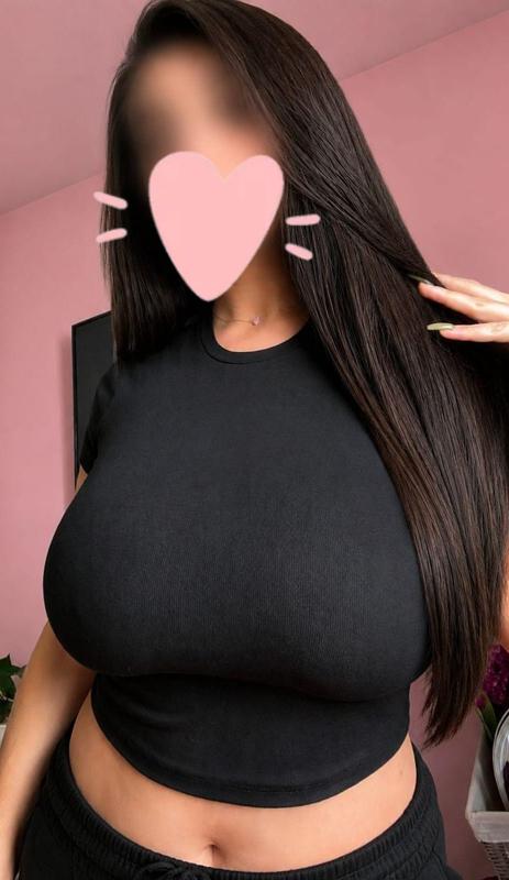 745002902: Chica busca chico en Madrid