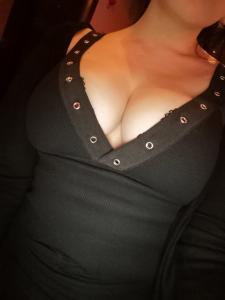 641862196: Chica busca chico en Lérida