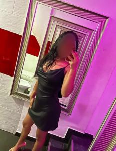 627699457: Chica busca chico en Sevilla