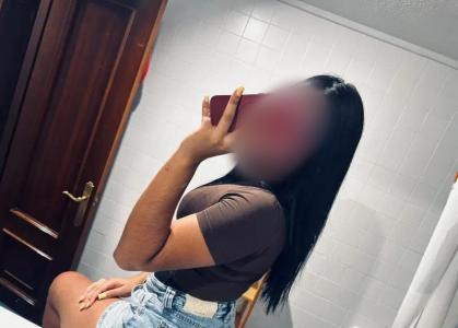 627699457: Chica busca chico en Sevilla