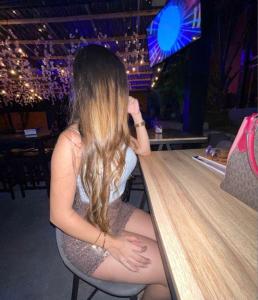 602703414: Chica busca chico en Sevilla