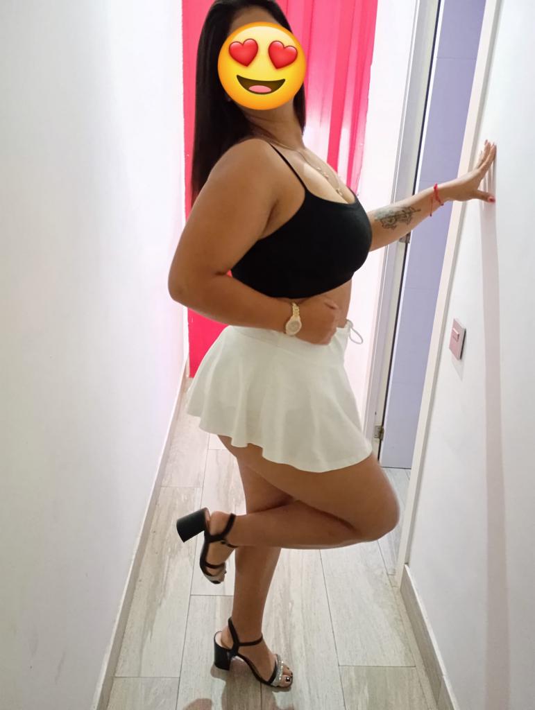 637771903: Chica busca chico en Barcelona