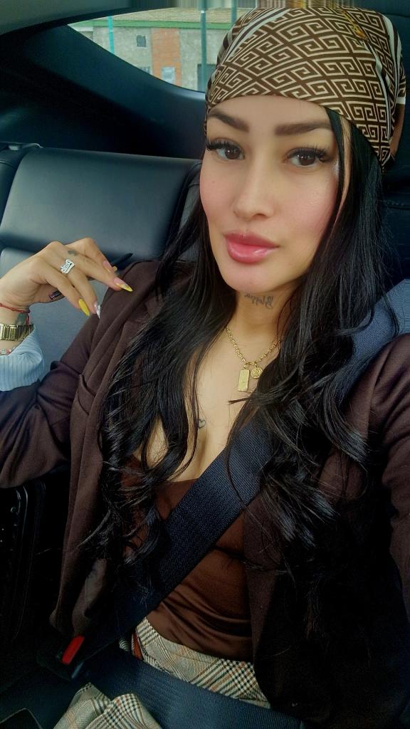 613506245: Chica busca chico en Zaragoza