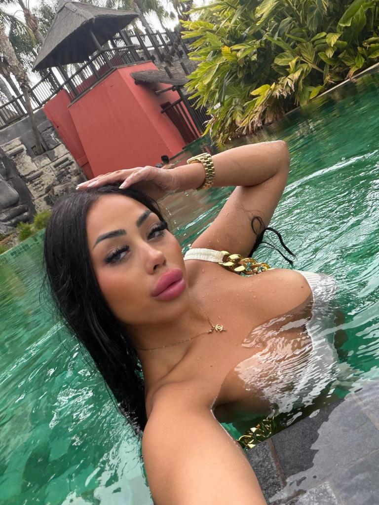 Chica busca chico en Valencia: 