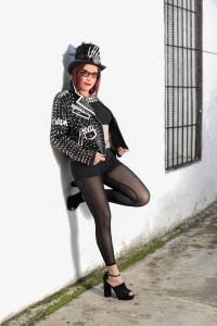 604279075: Chica busca chico en Alicante