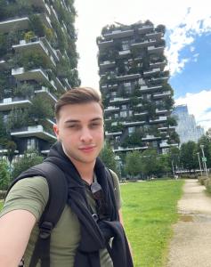 Chico busca chica en Valencia: 