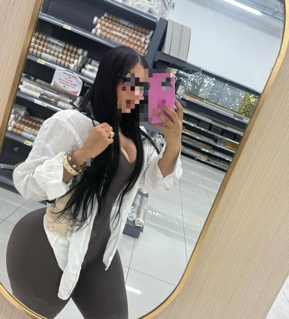 602307834: Chica busca chico en Barcelona