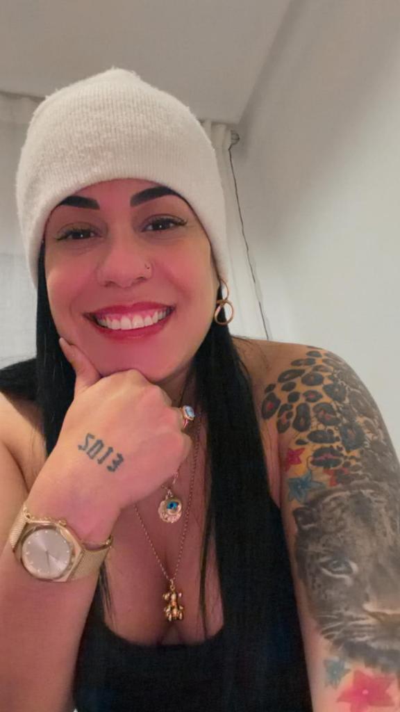 Chica busca chico en Granada: 